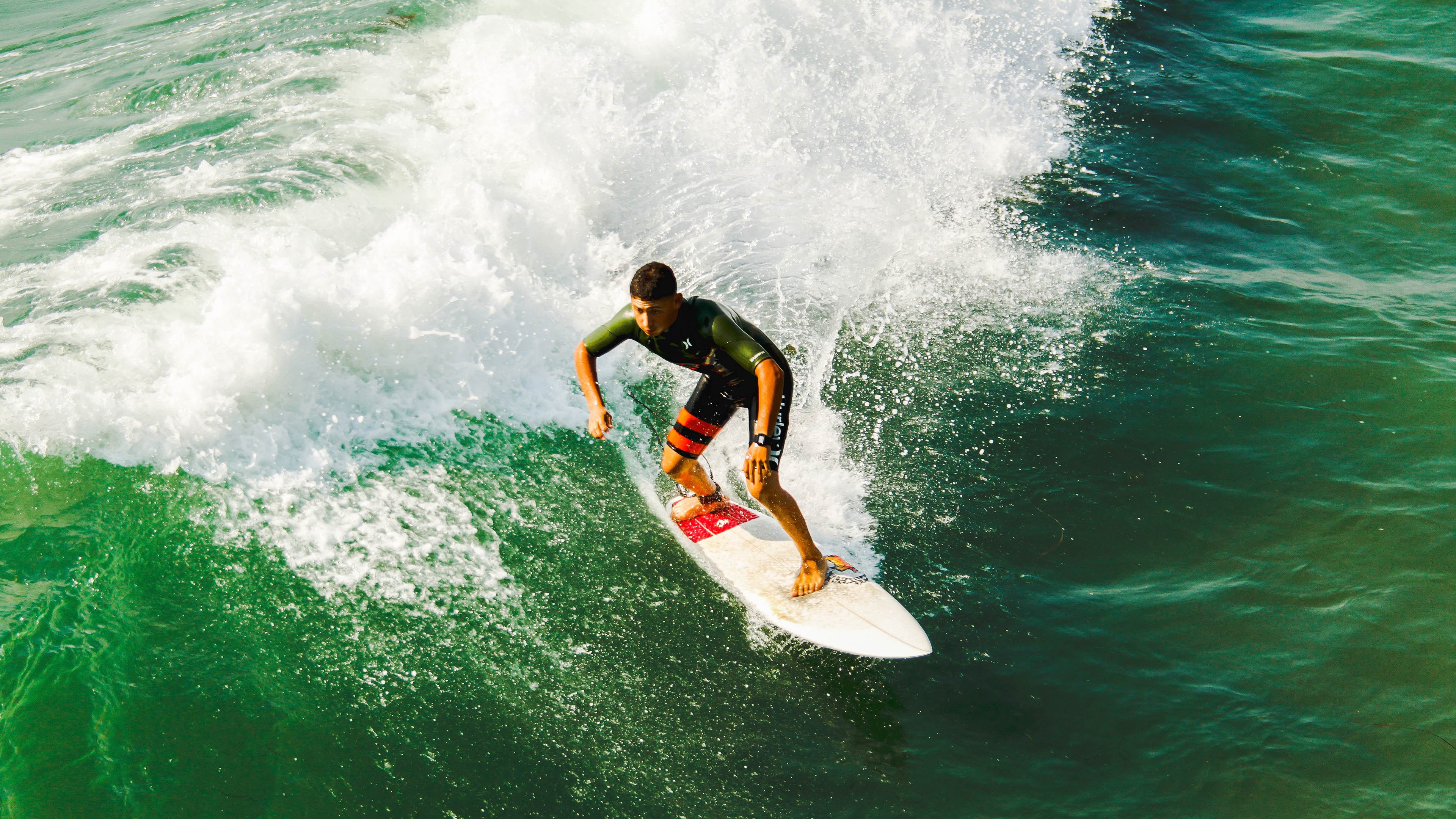 阿尔卡拉斯强势晋级温网四强,新生代天王剑指生涯第三座大满贯