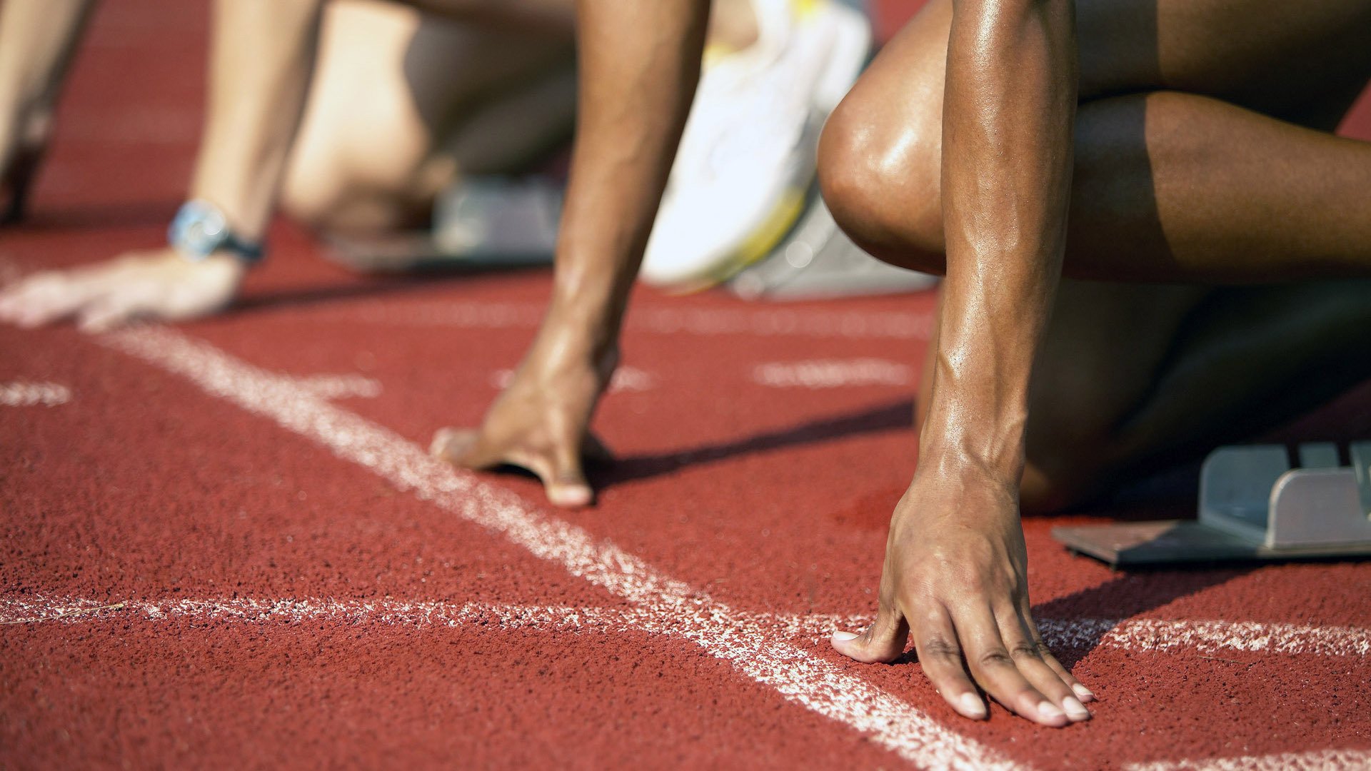 体育教育助力青少年全面发展 多地推进校园体育改革